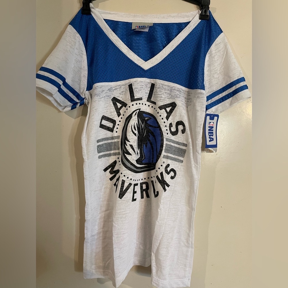NBA Dallas Mavericks women’s shirt NWT